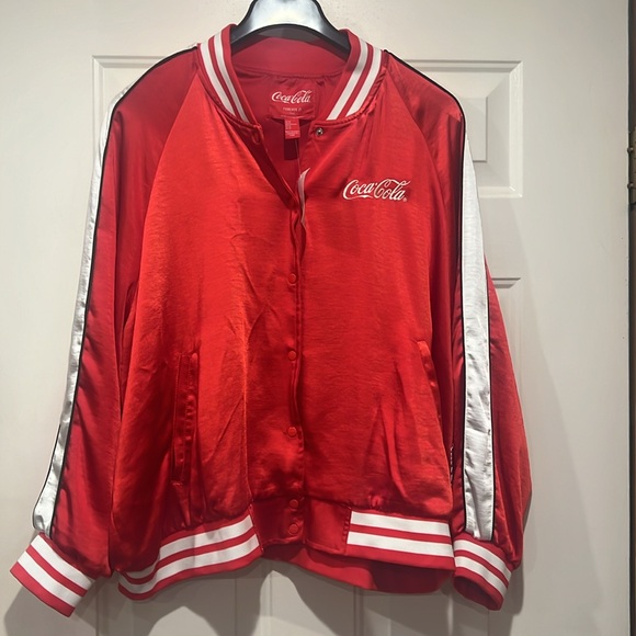 Sold out Coca Cola Souvenir Plus Size Jacket ❤️ - Picture 3 of 6